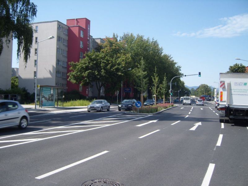 Äußere Münchener Str. geg. Kolbermoorer Str.