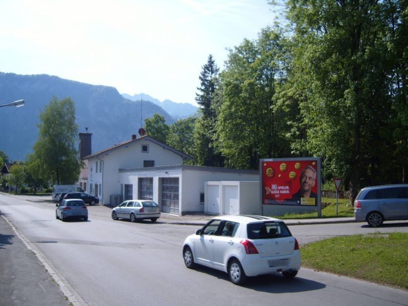 Thierseestr./Sportplatzstr.