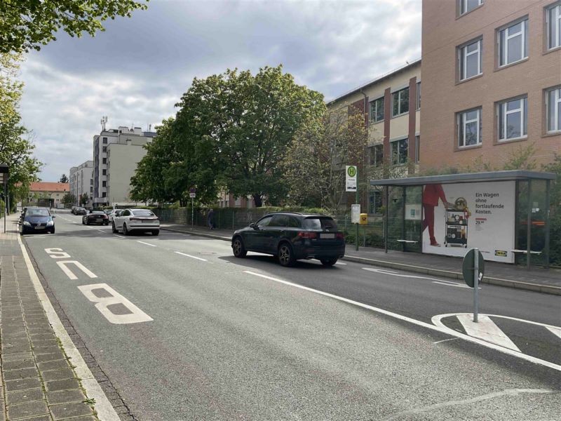 Laubenweg/Flurstr.