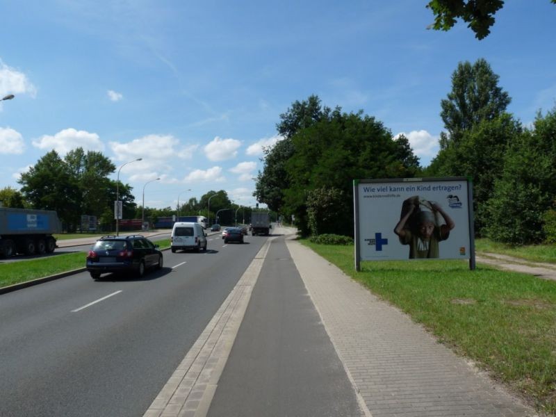 Magdeburger Landstr. geg. Stadion li. quer/We.re.