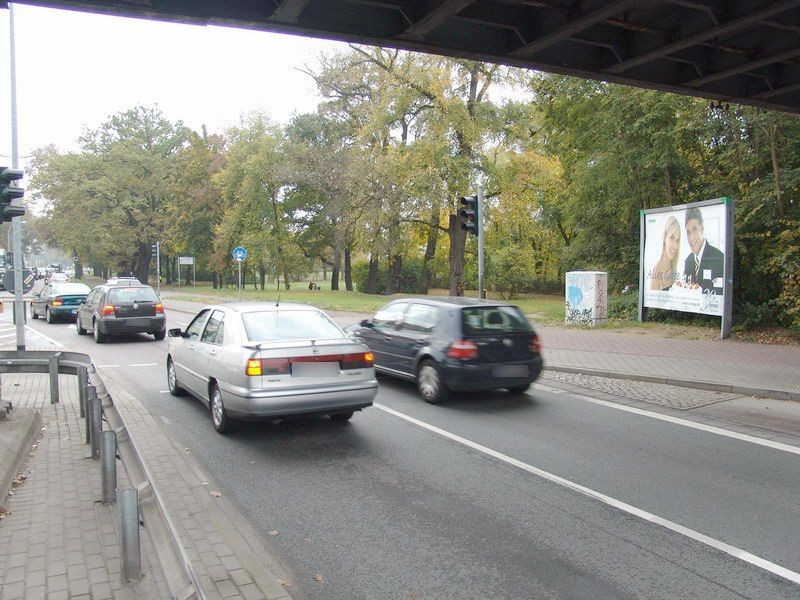 Wilhelmsdorfer Landstr./Göttiner Str.