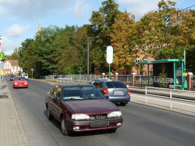 Hans-Striegielski-Str. geg. Rathaus