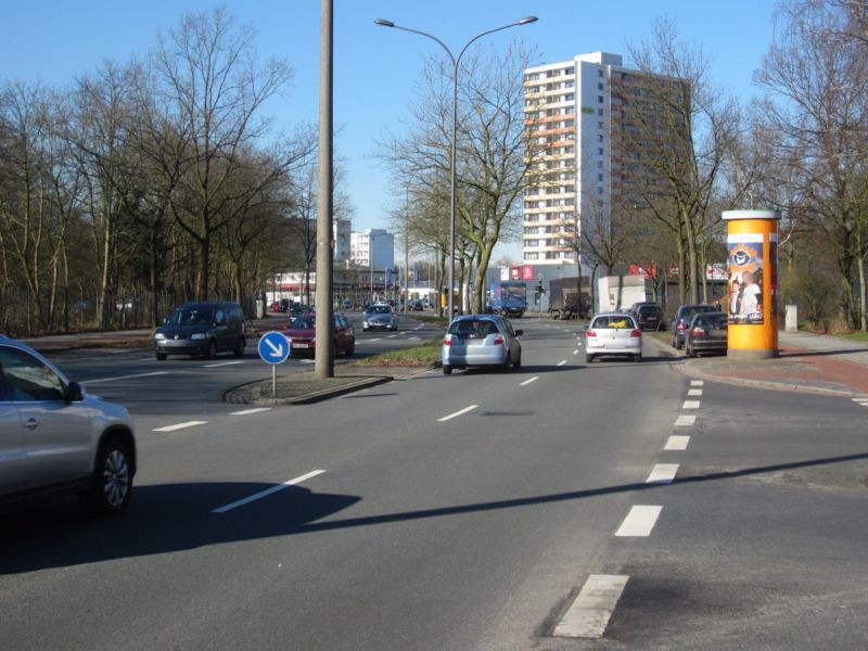 Ludwig-Roselius-Allee/Wuppertaler Str.