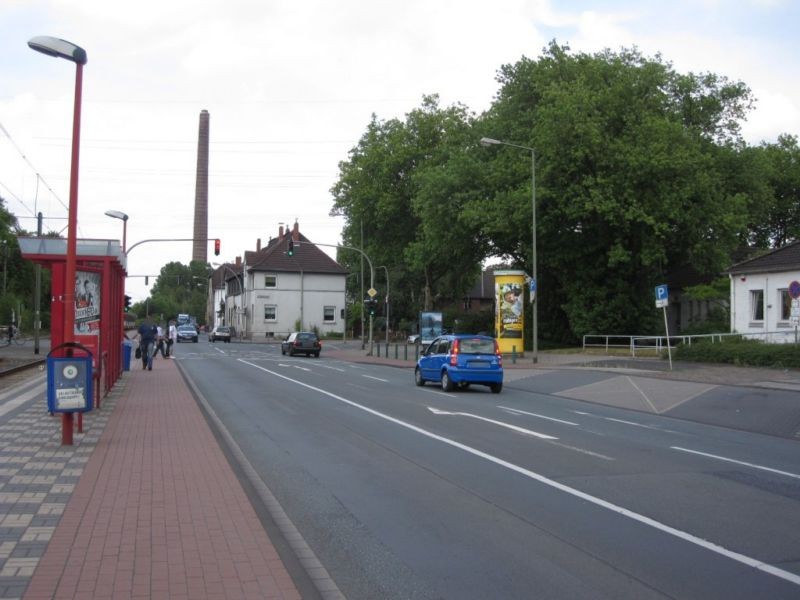 Ehinger Str. 213/Schulze-Knaudt-Str.