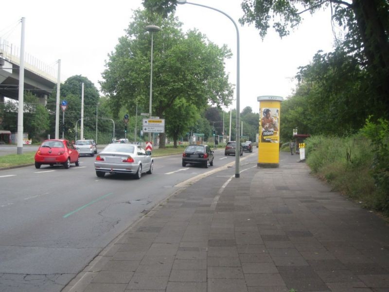 Düsseldorfer Str. Nh. 350/Engelbertstr.