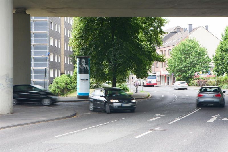 Auf dem Damm 103/Nord-Süd Brücke