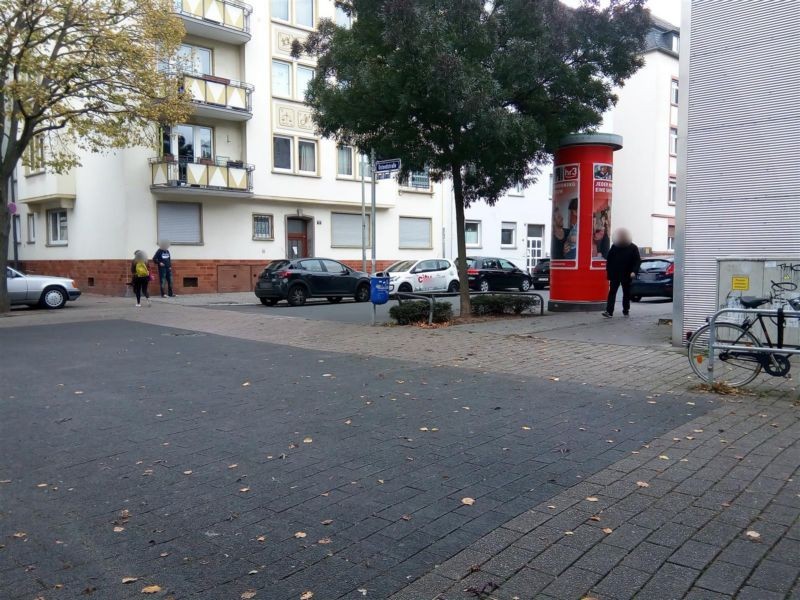 Howaldtstr.  12/Ostendstr.