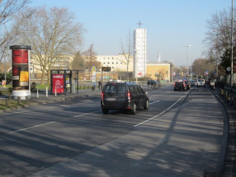 Albert-Schweitzer-Str./Saarstr./Universität