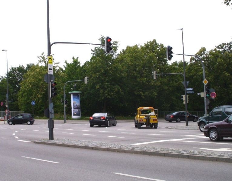 Theresienhöhe/Hans-Fischer-Str.