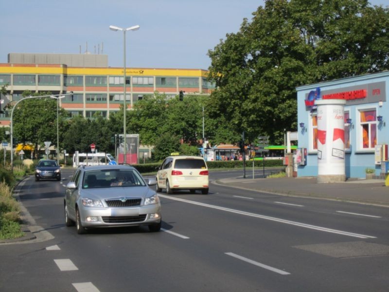 Hauptbahnhofstr.  32