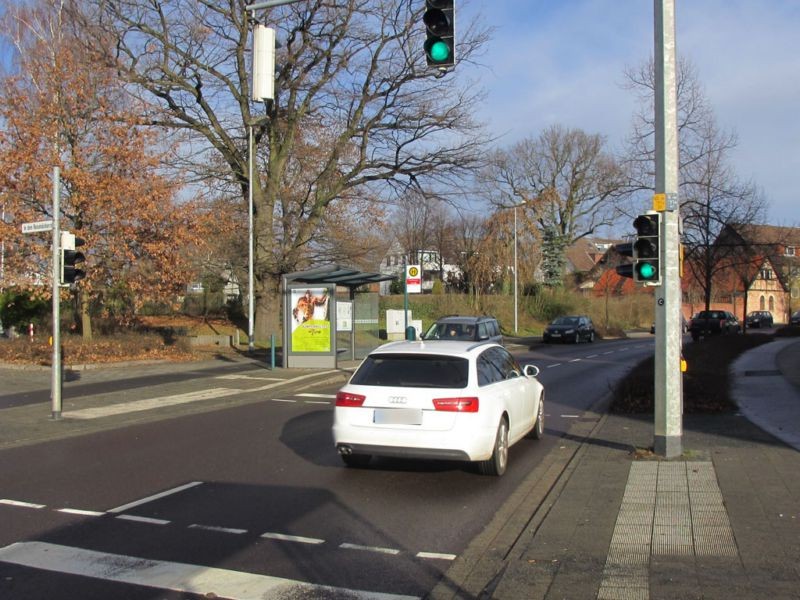 Hannoversche Str./In den Rosenäckern saw. außen