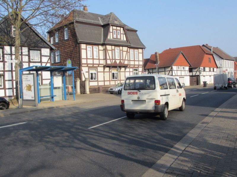 Frankfurter Str./Am Dorfkrug außen