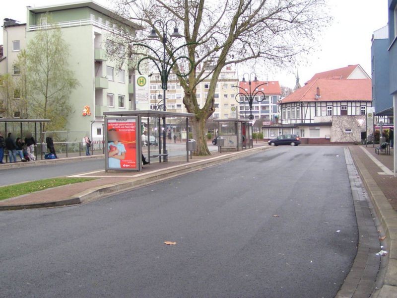 Bahnhofsplatz/ZOB II außen