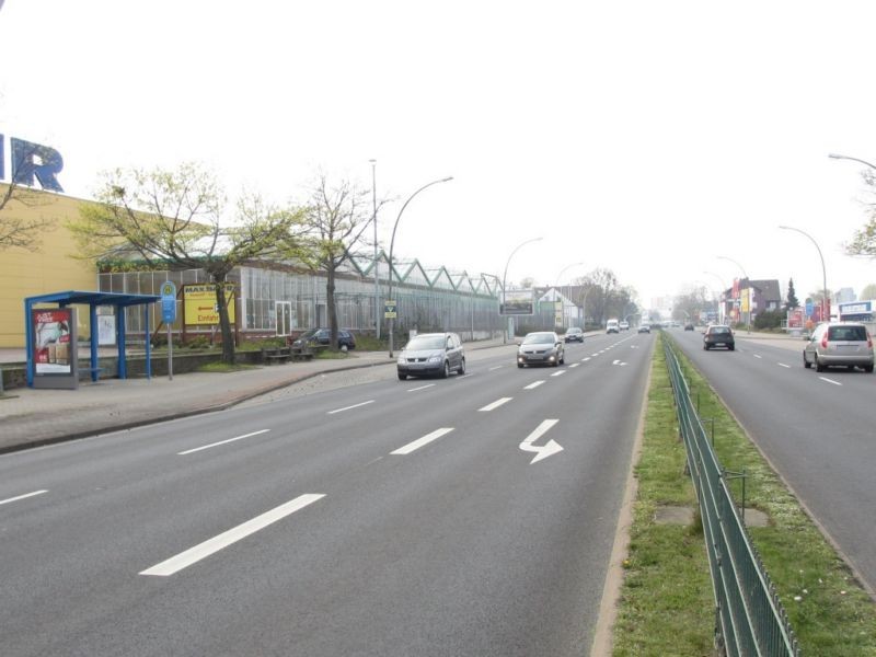 Konrad-Adenauer-Str./An der Feuerwache außen