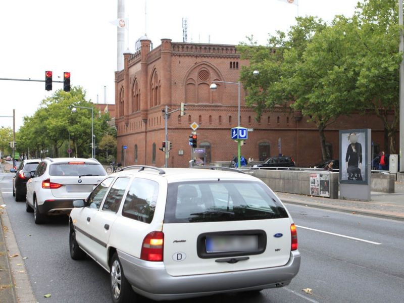 Hildesheimer Str. 126/Tankstelle Si. Str.