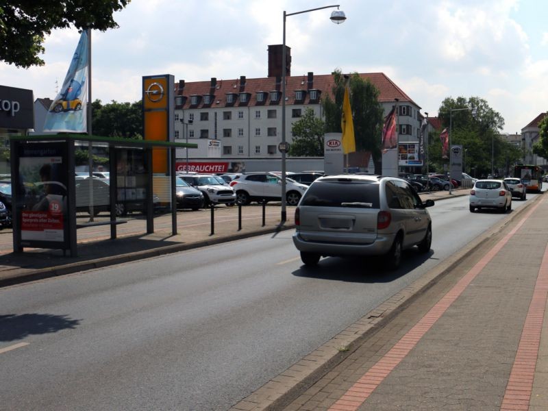 Am Listholze/Autohaus außen