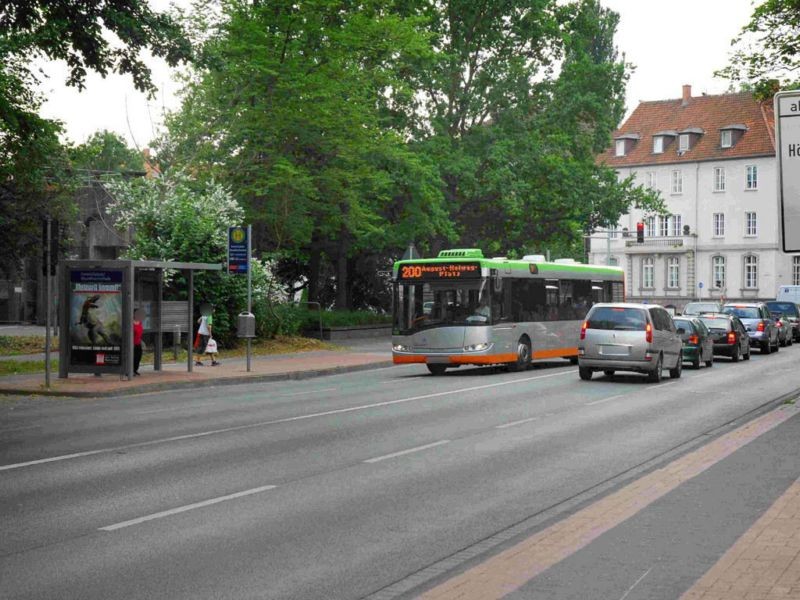 Hohenzollernstr./Neues Haus außen