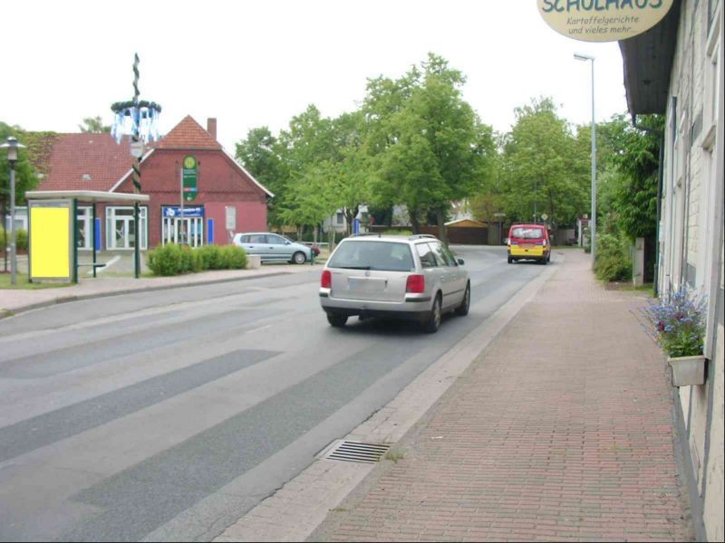 Dorfstr. geg.  50 geg. Im Hammfeld aussen