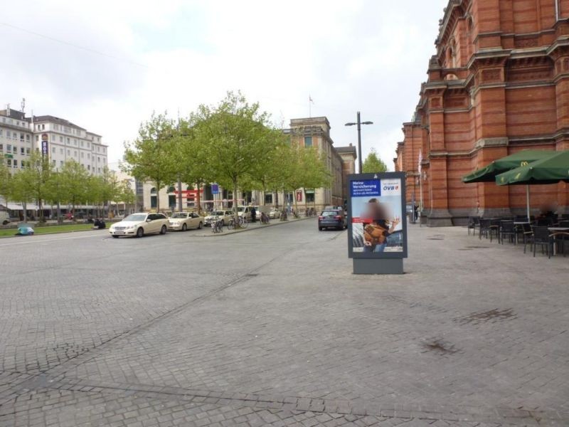 Bahnhofsplatz/Taxenstand Si. Bahnhof VS