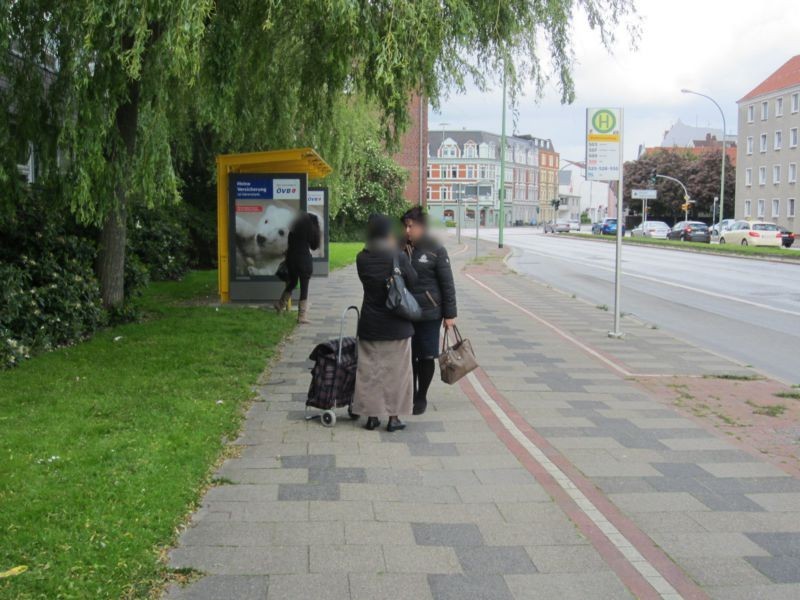 Stresemannstr./Hinrich-Schmalfeld-Str./li. aussen