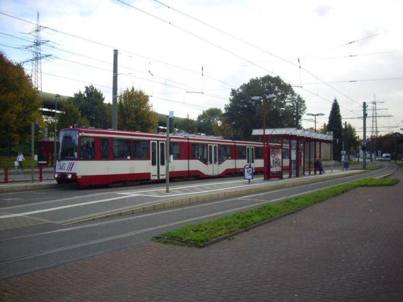 Friedrich-Ebert-Str.  69-71a/Straba-HST/Ri.Mülheim