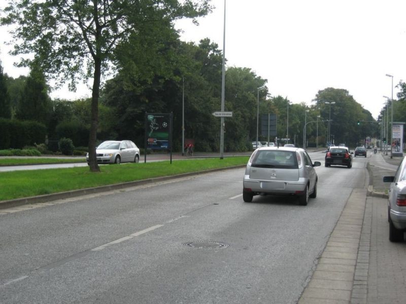 Düsseldorfer Landstr. Nh. Wedauer Str./Si. Kreuz.