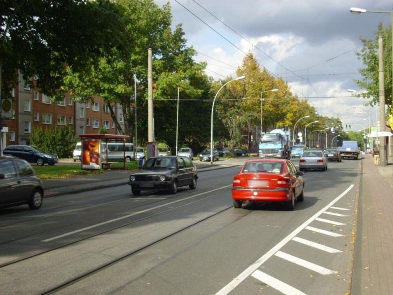 Neumühler Str. geg. 20/Voßstr./We.li.