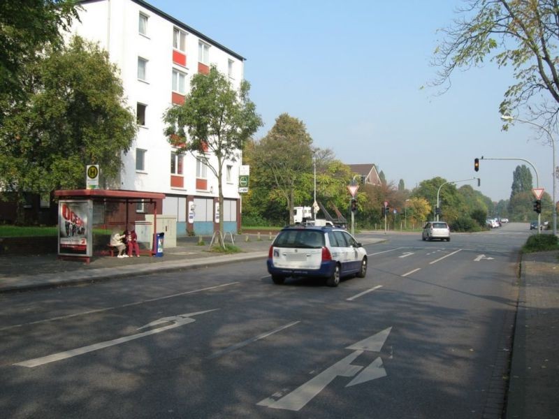 Kaiserswerther Str. 82/Beim Knevelshof/We.li.