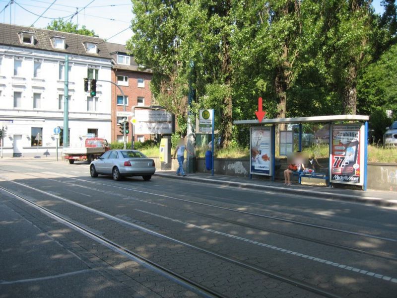 Essener Str./Von-Bergmann-Str./geg. TS/li.VS