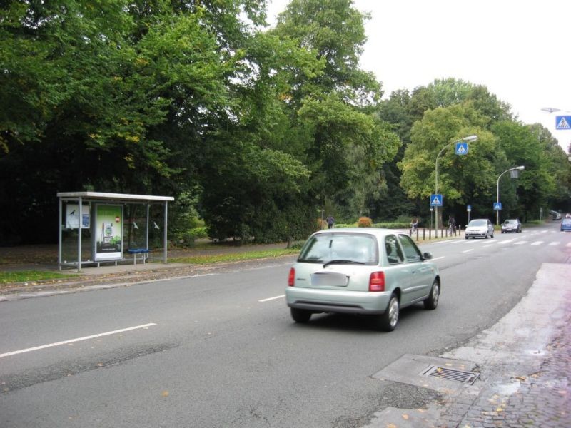 Adenauerallee/HST Schloß Berge/Ri. Gelsenk./VS