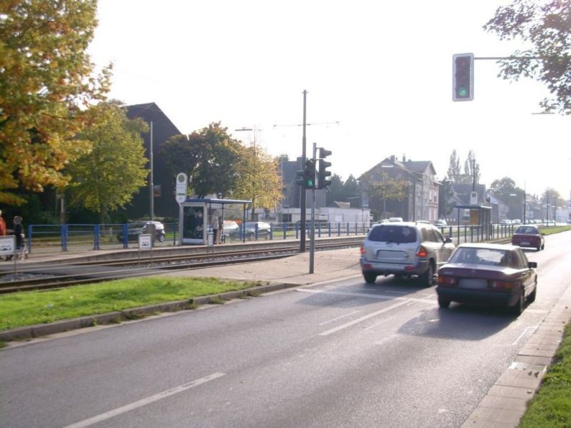 Wattenscheider Hellweg 25/Brucknerstr./außen