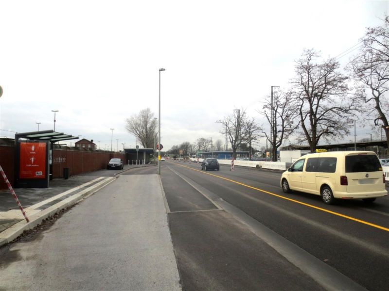 Hoechster-Farben-Str./Tor Nord geg. Pfaff./außen