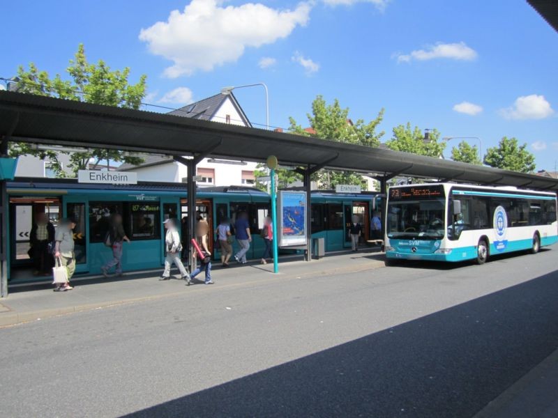 Borsigallee 40/Volkshaus/U-Bahn-Endstation