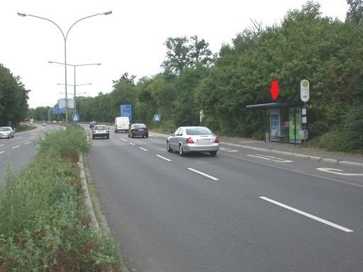 Taunusring/Buchrainweg/innen li.