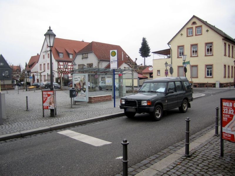 Steinheimer Vorstadt/Kardinal-Volk-Platz/außen