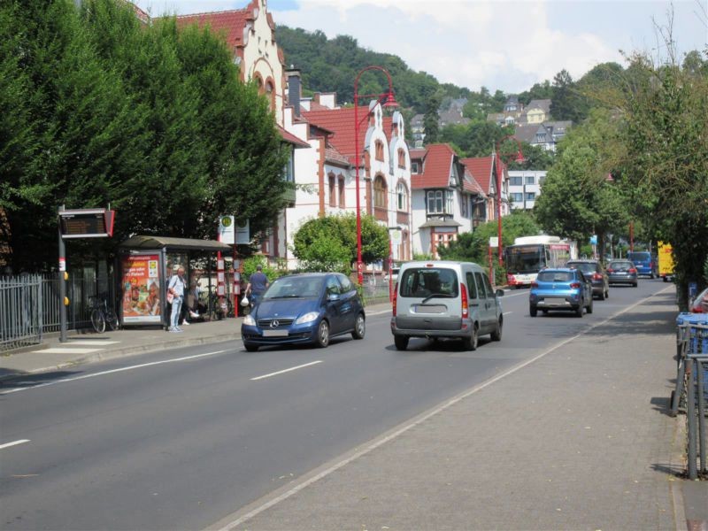 Schwanallee 15/Wilhelmsplatz/Vitr. Außen