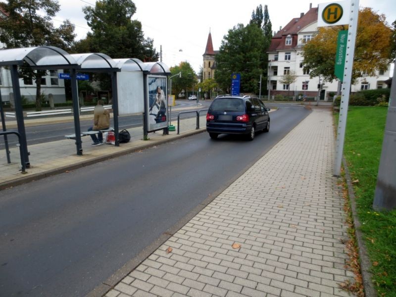 Walther-Schücking-Platz sew./außen