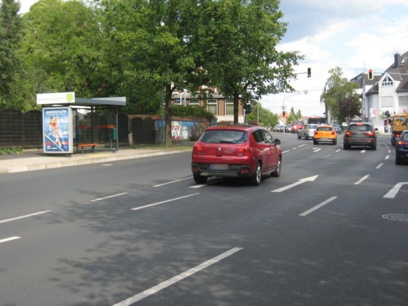 Korbacher Str./Heinrich-Schütz-Allee saw./außen