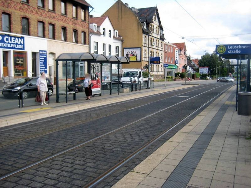 Frankfurter Str./Leuschnerstr. saw./Vi. innen