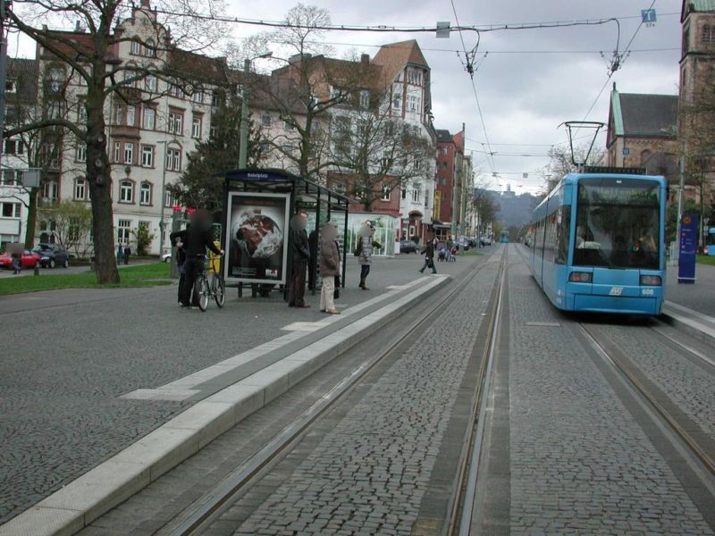 Friedrich-Ebert-Str./Bebelplatz sew./außen