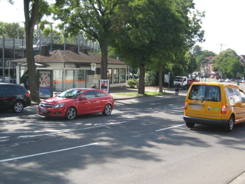 Magdeburger Str. 24/Nh. Zieherser Weg/außen