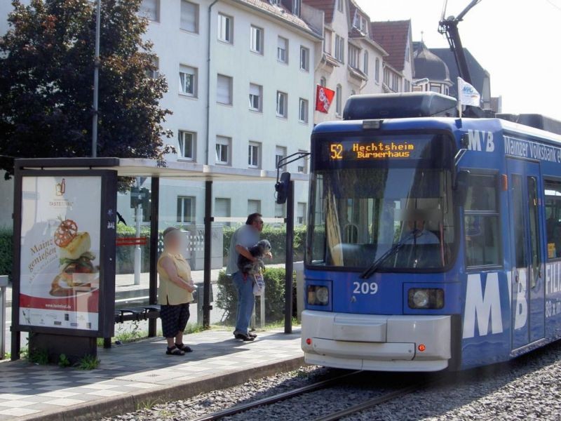 Untere Zahlbacher Str./Xaveriusweg sew./außen