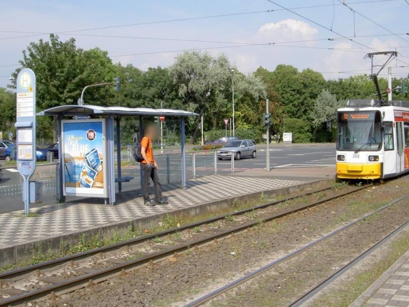 Geschwister-Scholl-Str. saw./Pariser Str./außen