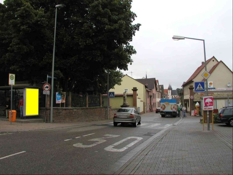Cornelius-Wilhelm-Str./Park sew./außen