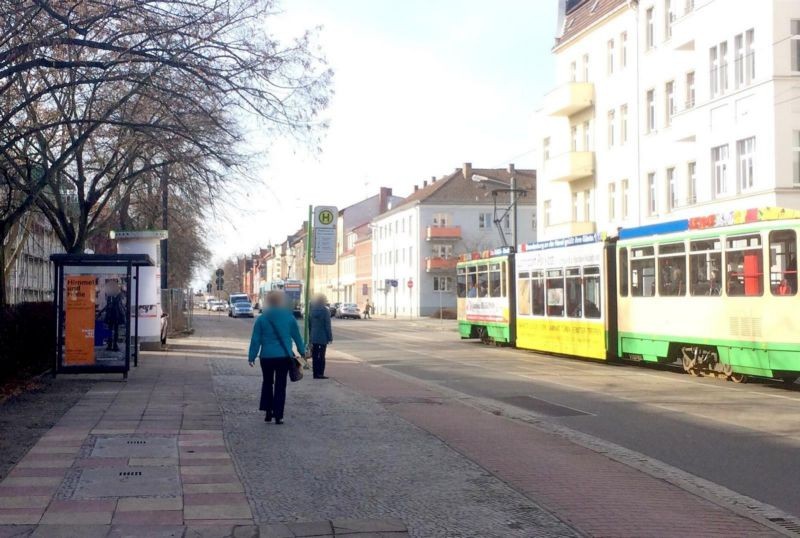 Magdeburger Str.vor Oberlandesgericht sew, We.li.