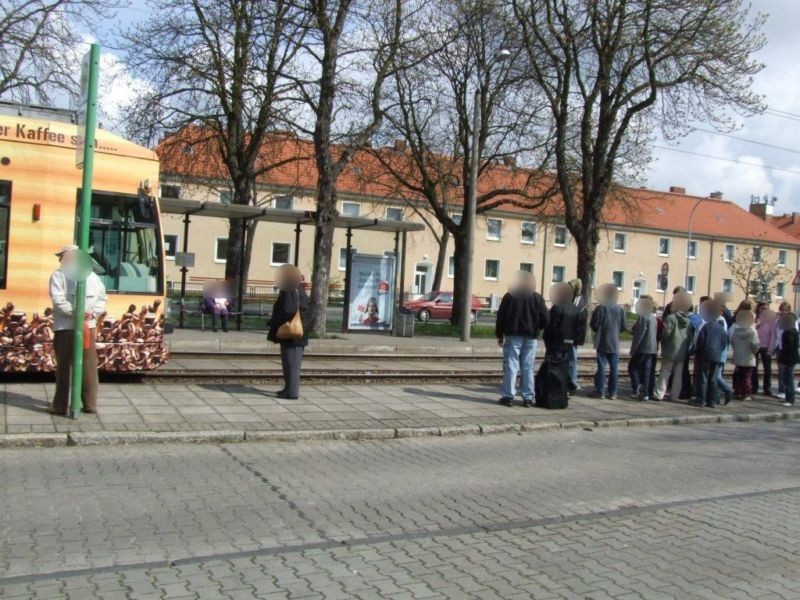 Gördenallee geg. Rotdornweg saw.