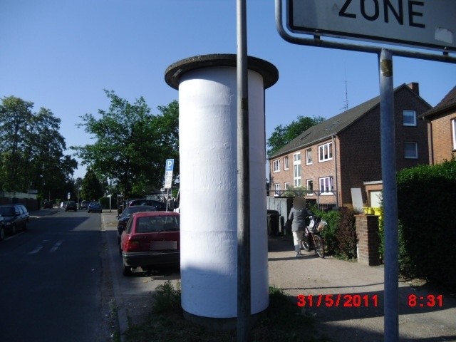 Krummer Weg/ Ochsenzoller Str. li.