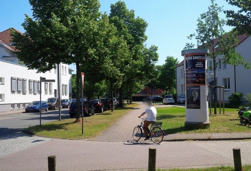 Vor dem Hannoverschen Tor/Tiefenwiesenweg