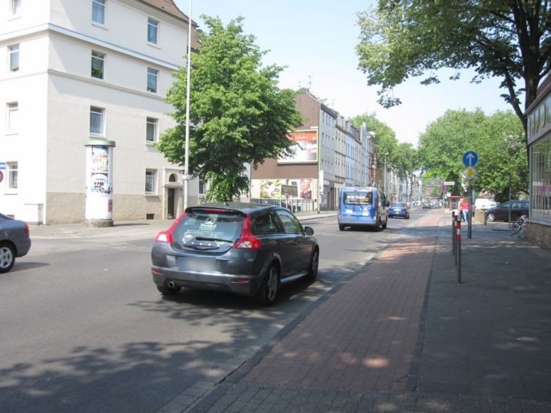 Sternbuschweg  70/Flurstr./We.li.