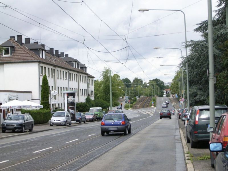 Franz-Rücker-Allee  41/Ginnheimer Landstr.